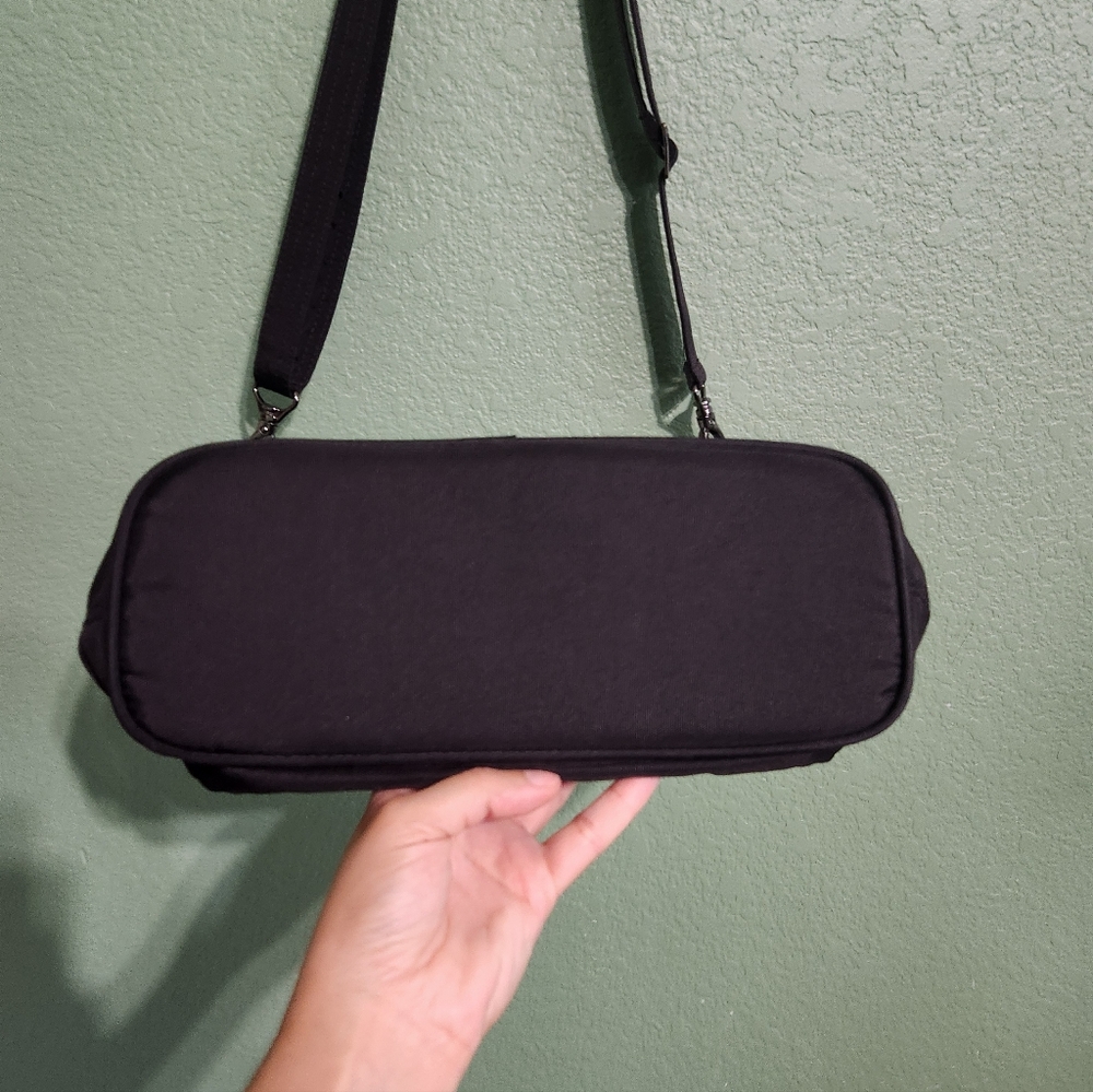 Lug Samba Black Quilted Bag - Picture 3 of 14